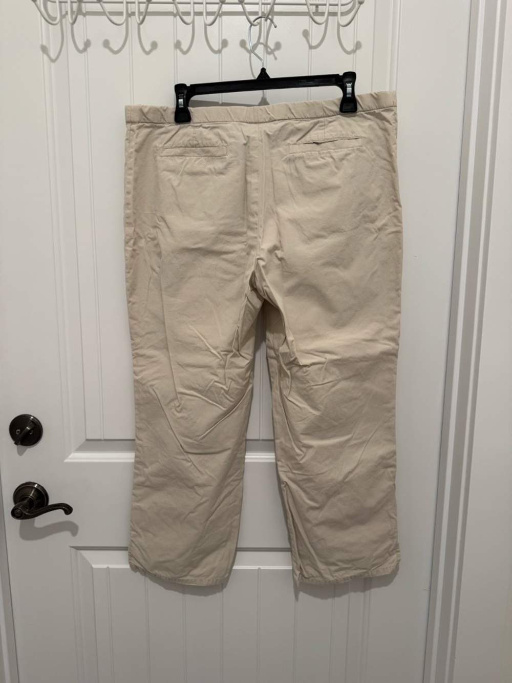 Banana Republic Women’s Beige Chino Pants - Size 10